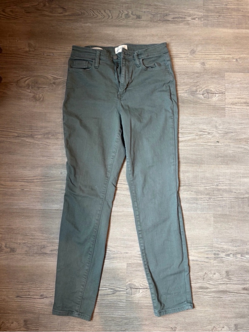 Universal Thread Women's Skinny Jeans in Olive Green